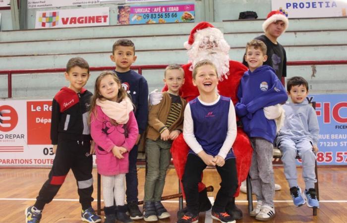 Basket Montceau – Der Weihnachtsmann kommt ins Spiel