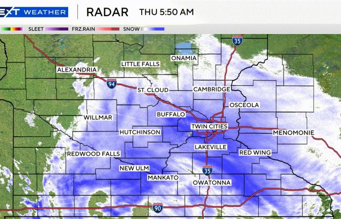 Schneesturm beeinträchtigt den Pendelverkehr am Donnerstagmorgen in Minnesota. Hier ein Blick auf die Straßenverhältnisse.