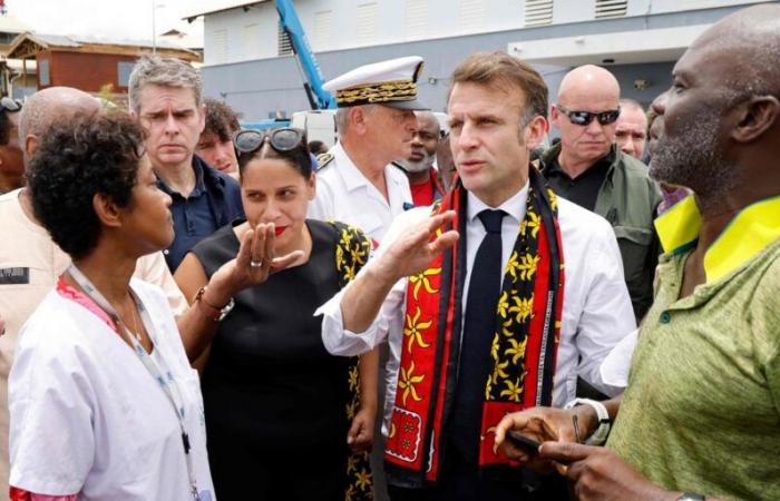 „Wir wollen Wasser!“ » Emmanuel Macron wurde während seiner Reise von verzweifelten Bewohnern herausgefordert