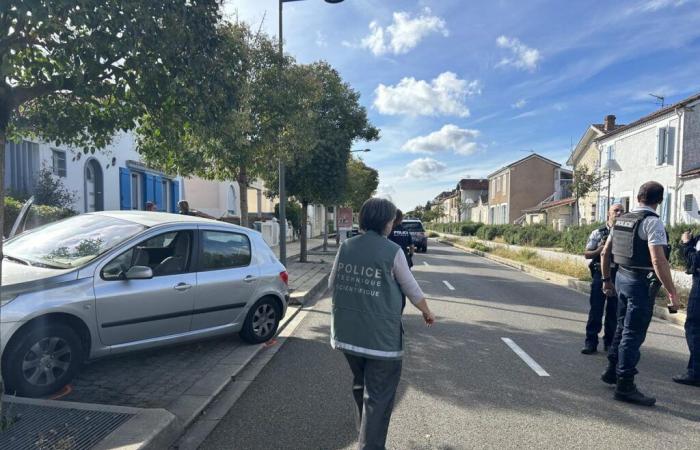 „Ich habe ihm gesagt, er solle das Auto loslassen“, beschwört der wegen fahrlässiger Tötung angeklagte Fahrer