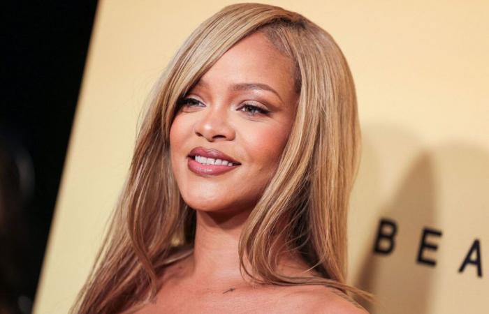 Rihanna: Mitten im Konzert gibt Mariah Carey ihr Autogramm auf die Brust