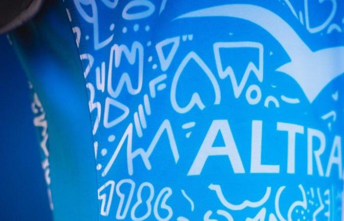 EIN TRIKOT ALLES IN SYMBOLEN! – Montpellier Hérault Rugby