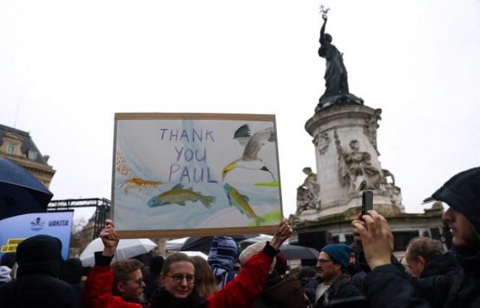 In Paris sagt Paul Watson, er sei entschlossen, „den Walfang auf die eine oder andere Weise zu beenden“