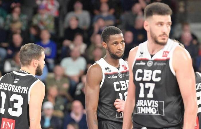 Basketball. Pro B: ein Caen BC-Jet, der von Champagne Basket überschüttet wird