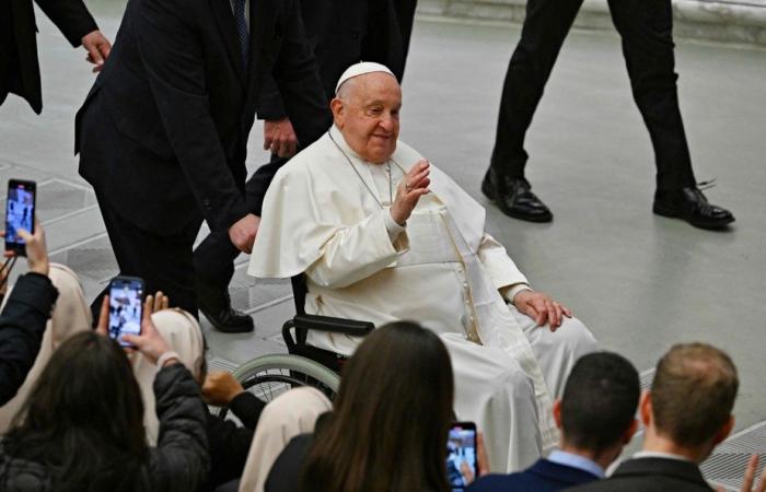 Weihnachtswünsche | Bei einer Erkältung wird der Papst seinen Sonntagssegen drinnen aussprechen