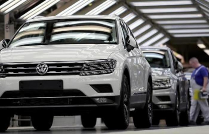 Volkswagen, die Einigung mit der IG Metall rettet die Fabriken vor der Schließung