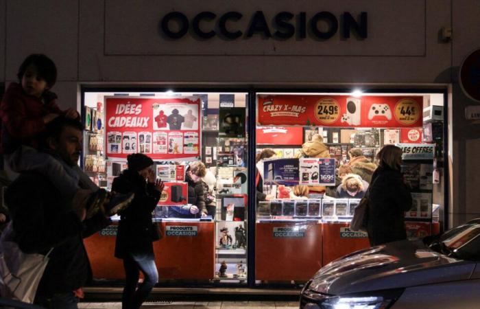 IN BILDERN. Der Wahnsinn des letzten Samstags vor Weihnachten im Zentrum von Caen