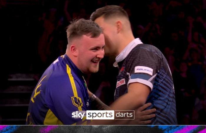 Darts-Weltmeisterschaft: Luke Littler überlebt den Schrecken und schlägt Ryan Meikle im harten Eröffnungsspiel im Alexandra Palace | Darts-Nachrichten