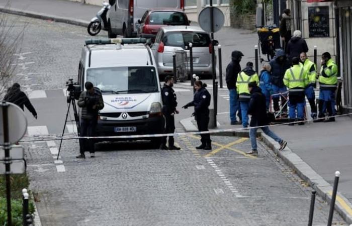 Der Vater des Teenagers, der bei einer Schlägerei in Paris getötet wurde, sagt aus