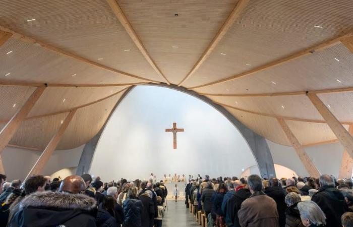 Eine neue Kirche in der Diözese Versailles