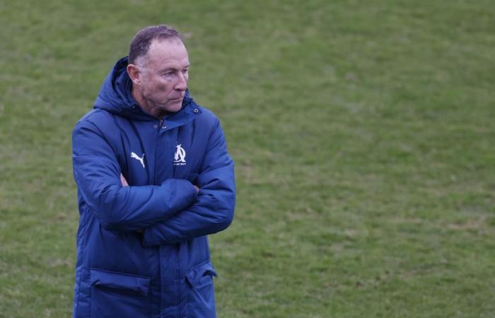 Der frühere Ballon d’Or, Jean-Pierre Papin, könnte in die Ligue 2 einsteigen, indem er Trainer des FC-Martigues wird