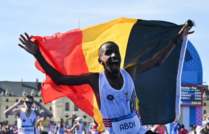 Die Höhepunkte der Leichtathletik im Jahr 2024: der Elan von Duplantis, die sicheren Werte Belgiens bei den Olympischen Spielen und der Ehrgeiz der 4×400-m-Staffel