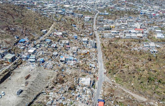 Mayotte | Eine Woche nach dem Zyklon Chido warten die Bewohner immer noch auf Hilfe