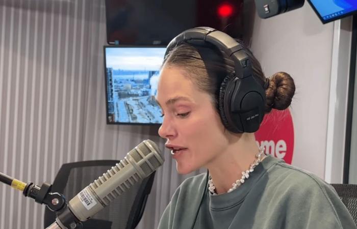 Maripier Morin bricht live im Radio auf Rythme in Tränen aus