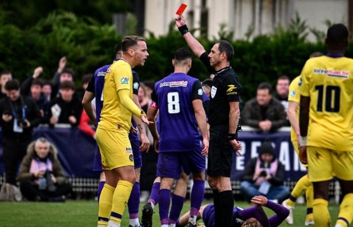 VIDEO. Hauts Lyonnais – TFC im Coupe de France: „Es war zu viel Engagement“… Niklas Schmidts heftiger Tackling am Knie seines Gegners