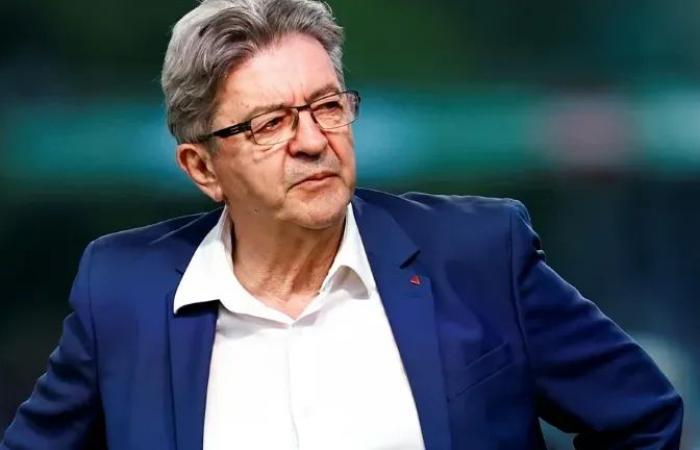 Jean-Luc Mélenchon droht François Bayrou mit einem Misstrauensantrag