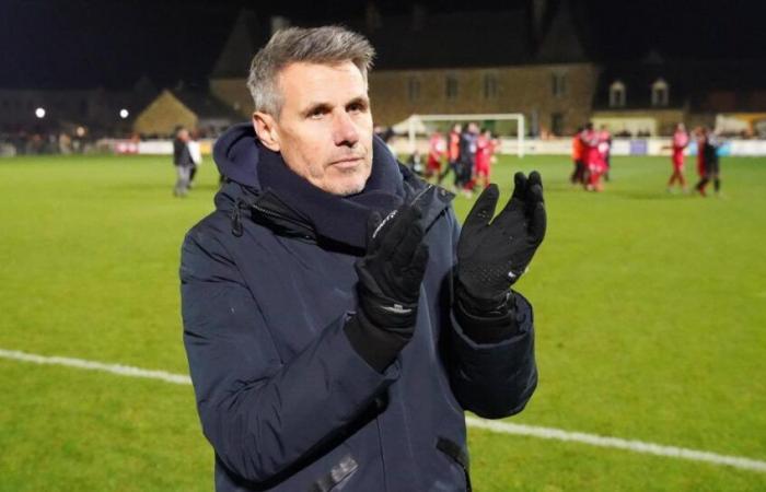 Olivier Frapolli (Laval) kritisiert den Zustand des Mérignac-Spielfelds