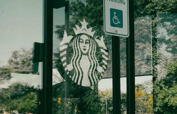 Starbucks-Arbeiter weiten Streik auf mehrere US-Städte aus, darunter New York – 22.12.2024 um 7:10 Uhr