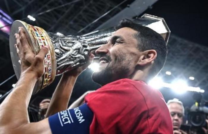 Sevilla, heute Jesus Navas’ letzter als Fußballer: Der Verein huldigt seiner Flagge in den sozialen Medien