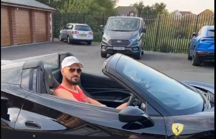 Die Flotte von Tyson Fury (ebenfalls italienisch) siegt über den Mercedes von Oleksandr Usyk