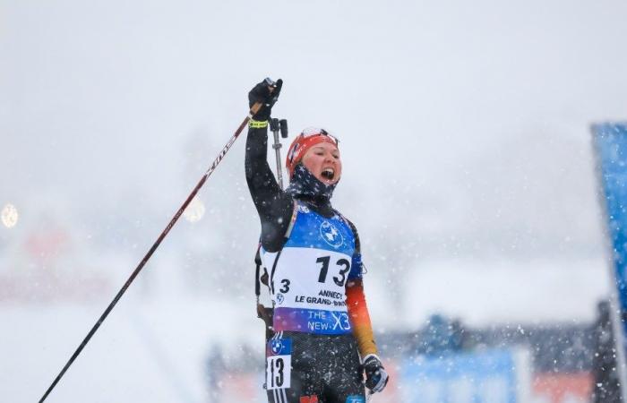 Biathlon | Le Grand-Bornand: Selina Grotian siegt zum ersten Mal im Weltcup im Massenstart, Jeanne Richard um ein Zehntel geschlagen und landet auf dem Podium | Nordic Mag | Nr. 1 Biathlon