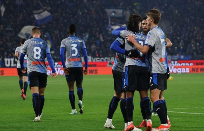 In der Serie A kleidet sich De Ketelaere wie ein Held und führt Atalanta zu einem rekordverdächtigen Triumph