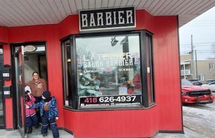 Freier Schnitt: Ein Limoilou-Friseur spielt den Weihnachtsmann