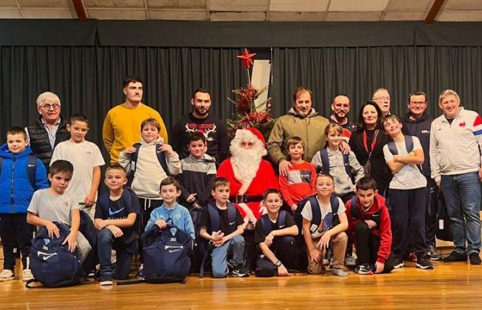 Valence-d’Agen. Der Weihnachtsmann besuchte die Rugbyschule Avenir Valencia