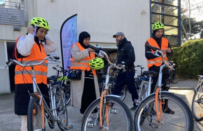 „Selbstvertrauen und Autonomie fördern“: Fahrradtraining für 500 Einwohner Montpelliers in prekären Situationen