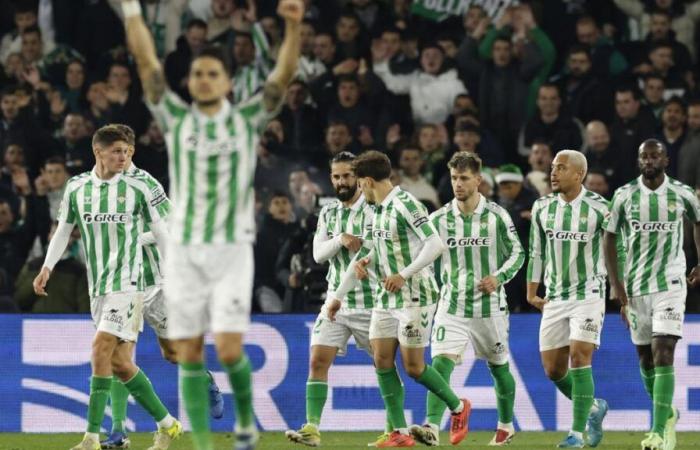 BETIS RAYO CHRONIK | Isco fungiert nun als Kapitän und führt Betis zur Halbzeit (1:0)