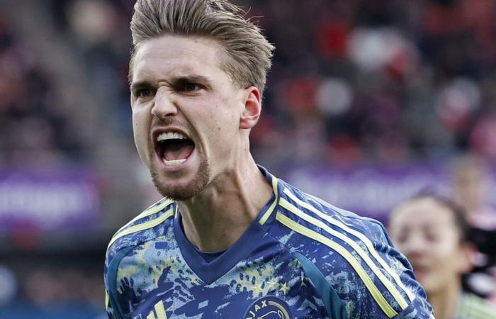 Ajax hat nach einem schwierigen Spiel bei Sparta drei Punkte übrig