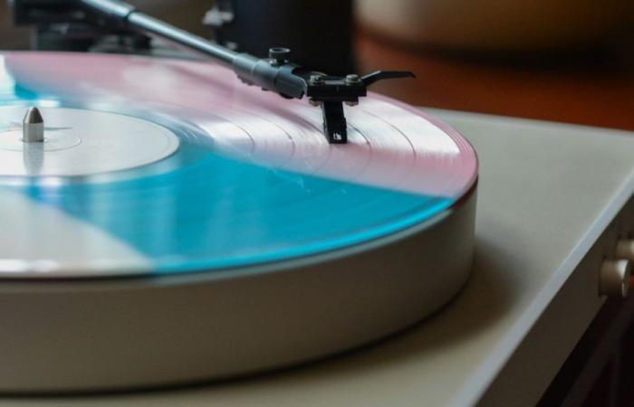 Fnac senkt die Preise für diesen Vinyl-Plattenspieler, allerdings nur für ein paar weitere Tage