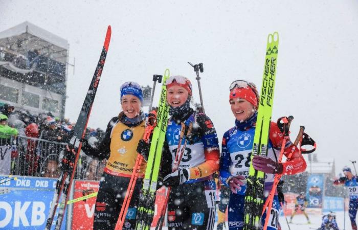 Biathlon | Le Grand-Bornand: Selina Grotian siegt zum ersten Mal im Weltcup im Massenstart, Jeanne Richard um ein Zehntel geschlagen und landet auf dem Podium | Nordic Mag | Nr. 1 Biathlon