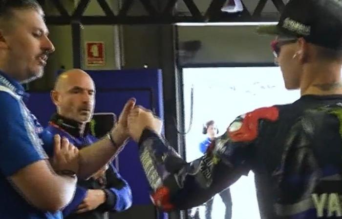 MotoGP, Massimo Meregalli Yamaha: „Ich sage nicht, dass wir in den nächsten zwei Jahren mit dem Reihen-4-Zylinder Rennen fahren werden“