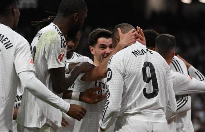 Real Madrid -Sevilla | Real Madrid schenkt sich zu Weihnachten ein Torfest