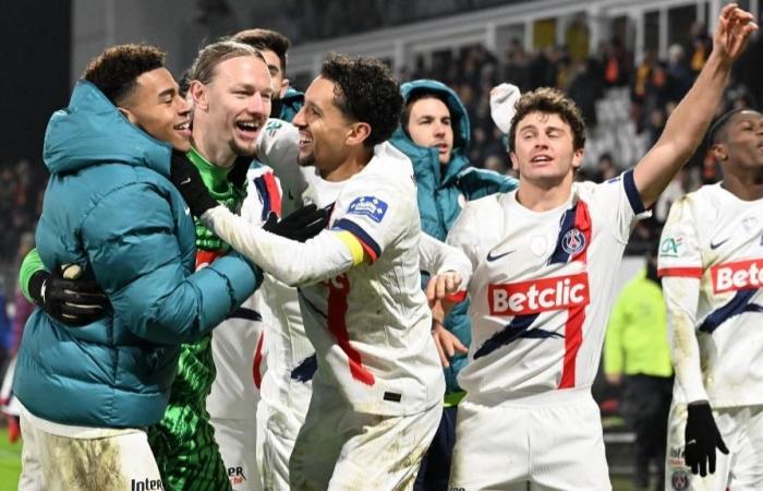 Safonov spielt den Helden, indem er PSG gegen Lens liefert