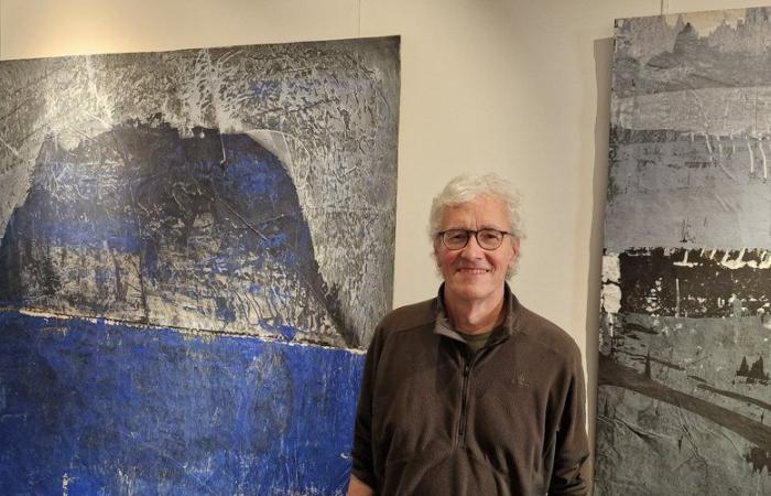 Alain Ballereau stellt seine Gemälde in der Galerie Bleue in Saint-Mont aus