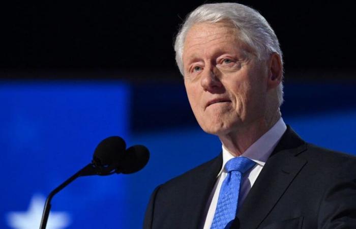 Bill Clinton wurde mit Fieber ins Krankenhaus eingeliefert