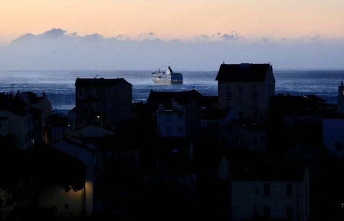 Der Var wird von Windböen mit Geschwindigkeiten von bis zu 100 km/h heimgesucht und herrscht bis Dienstag in Alarmstufe Gelb