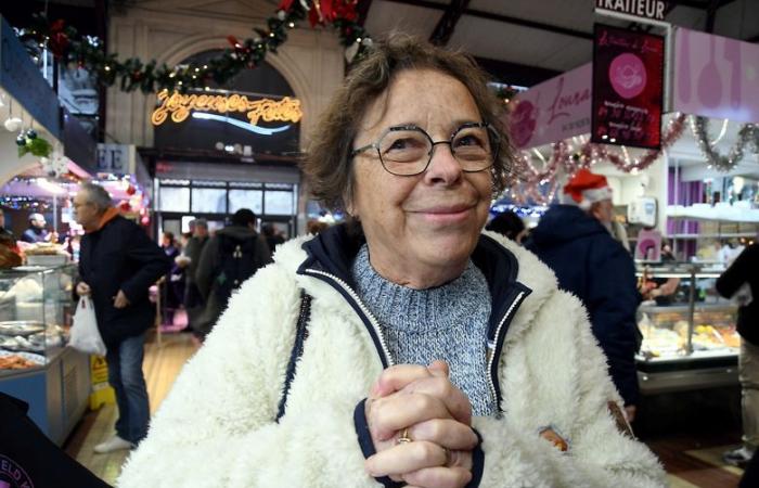 Füllen Sie Ihren Einkaufskorb ein paar Stunden vor Silvester auf dem Markt der Halles de Narbonne