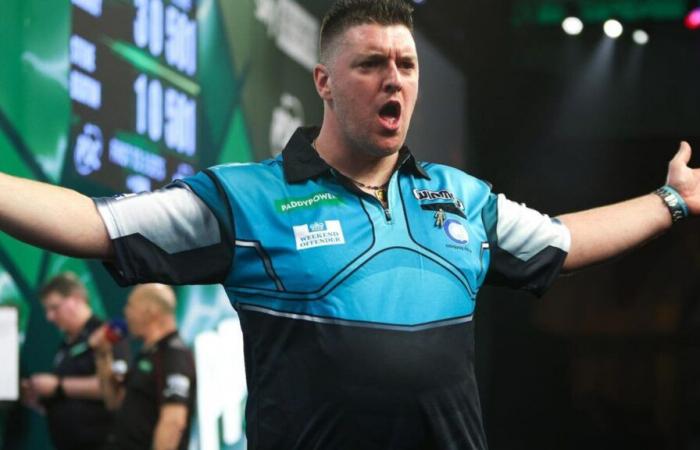 Daryl Gurney erholt sich nach zwei Rückschlägen und kämpft sich an Florian Hempel vorbei in das Clayton-Duell in der dritten Runde