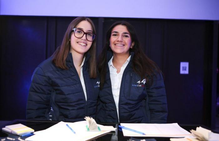 Start in Lyon. Alpine elektrisiert mit dem neuen A290