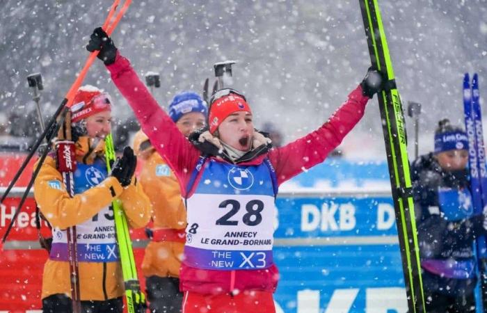 Biathlon | Le Grand-Bornand: Im Massenstart mit knapper Not geschlagen, sorgt Jeanne Richard im Ausland für Aufsehen, während Paulina Batovska Fialkova von ihrem Ende des Rennens erzählt | Nordic Mag | Nr. 1 Biathlon