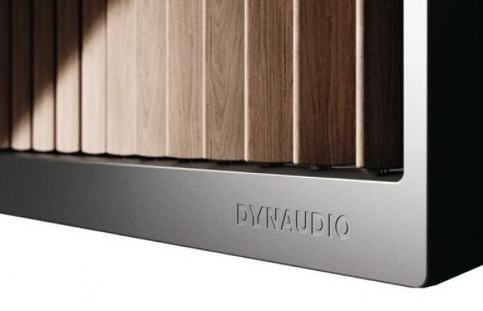 Dynaudio wird auf der CES 2025 seine super 1,85 m breite Symphony Opus One Soundbar vorstellen