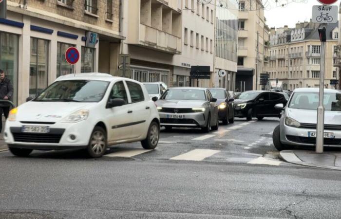 In Caen beunruhigt der Einsatz des ZFE am 1. Januar die Bewohner