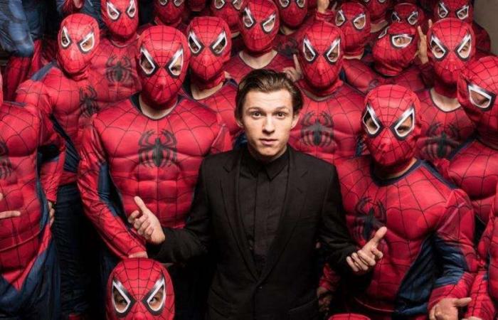 Tom Holland tappt im Dunkeln über den neuen Christopher Nolan-Film