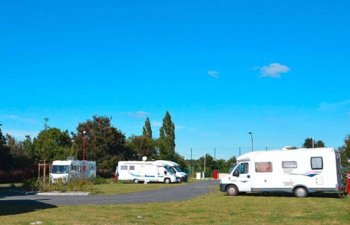 Das Gebiet Villers-Bocage ist bereits sehr belebt und wird dem Camping-Car-Park anvertraut