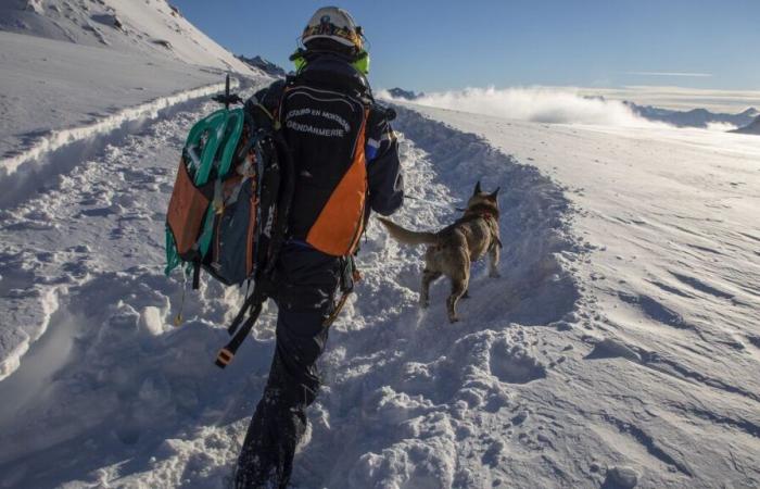 Hohe Lawinengefahr abseits der Pisten in den Alpen, „markiert“ in den Pyrenäen und auf Korsika