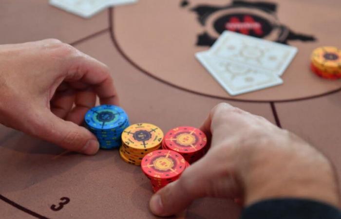 Dijon. Die Winamax Poker-Tour kommt, mit einem Kartenstar am Tisch