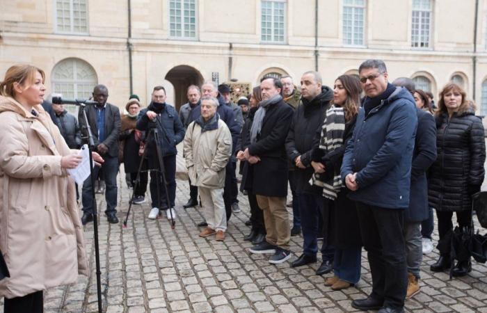 DIJON: Eine Schweigeminute zum Gedenken an die Opfer des Zyklons Chido in Mayotte